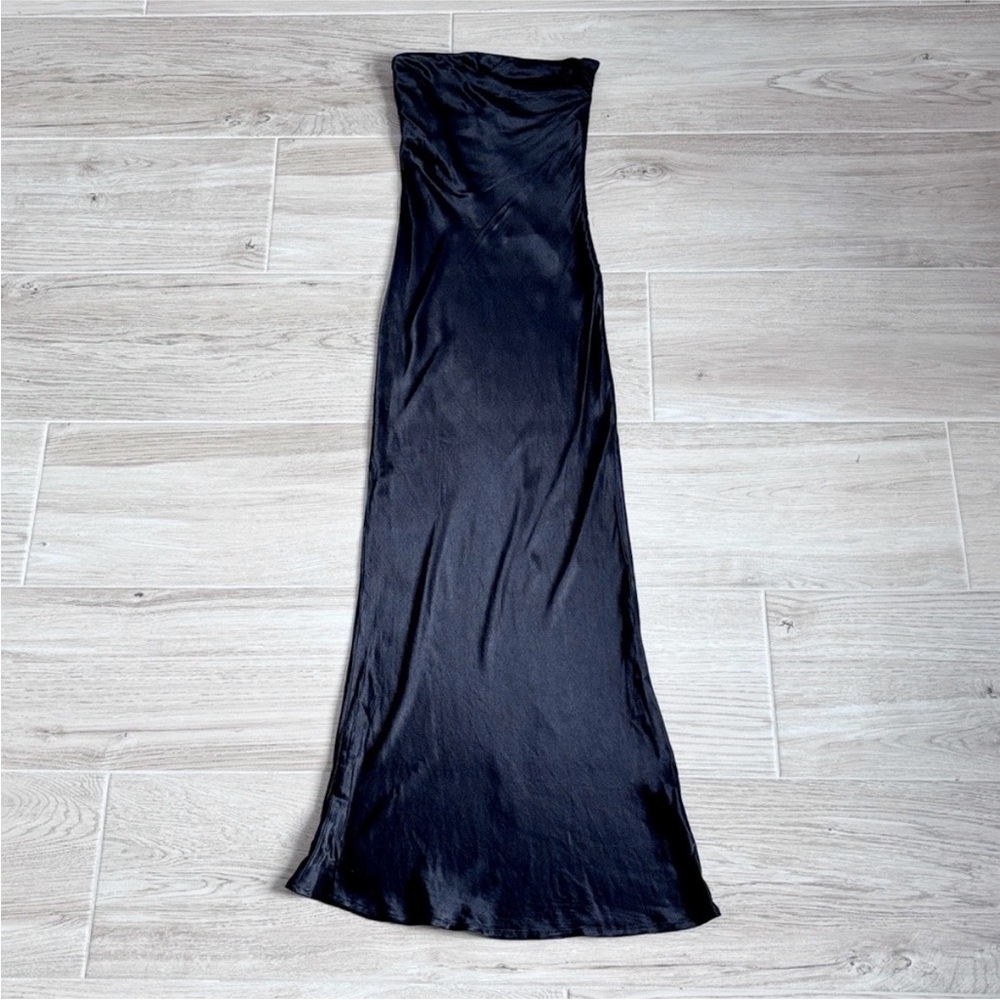 NWT SNDYS x REVOLVE Angel Strapless Satin Midi Dress in Black